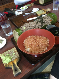 かどや　わさび丼とそばのセット